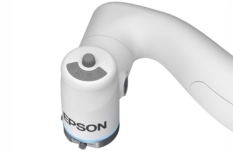 Новый коллаборативный робот AX6 от Epson: легкость, безопасность и универсальность