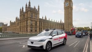 Тестирование шестого поколения автономных автомобилей Apollo Go в Лондоне: шаг к будущему мобильности